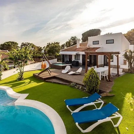 La De Mares Villa *